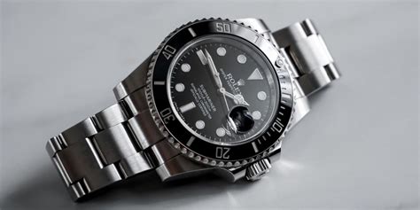 movimento rolex submariner usato|Rolex Submariner Review, Expert Buyers Guide, & Pricing.